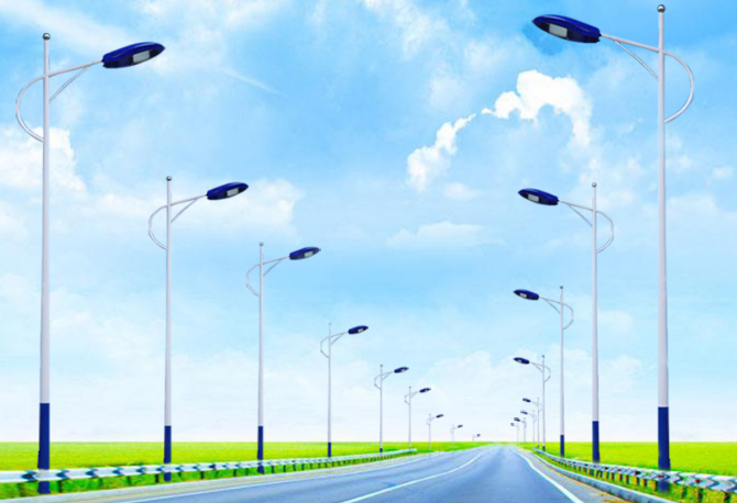 光伏發(fā)電路燈90W的價(jià)格