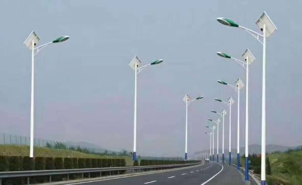 河北6米太陽能路燈價格 河北6米太陽能路燈價格多少錢一套