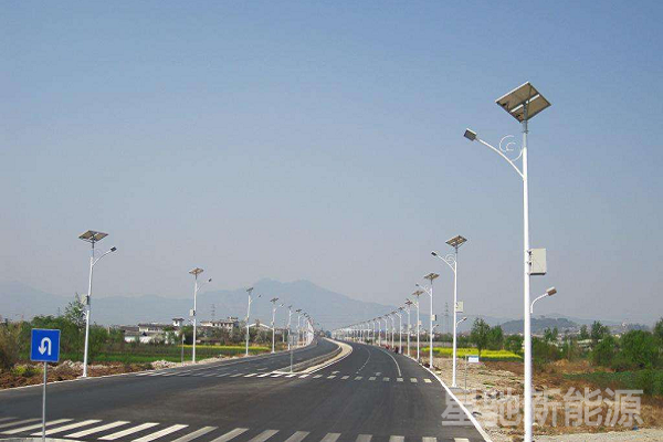 8米太陽能路燈