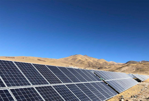 ̫�(y��ng)�ܹ����(ch��)��ϵ�y(t��ng)Ͷ�Y�ɱ�